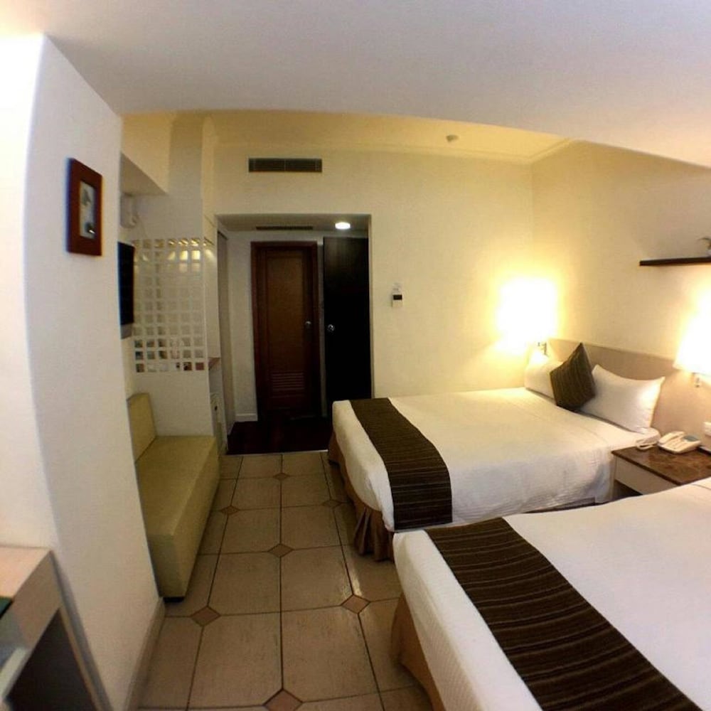 Fortuna Hotel Hualien 12/60
