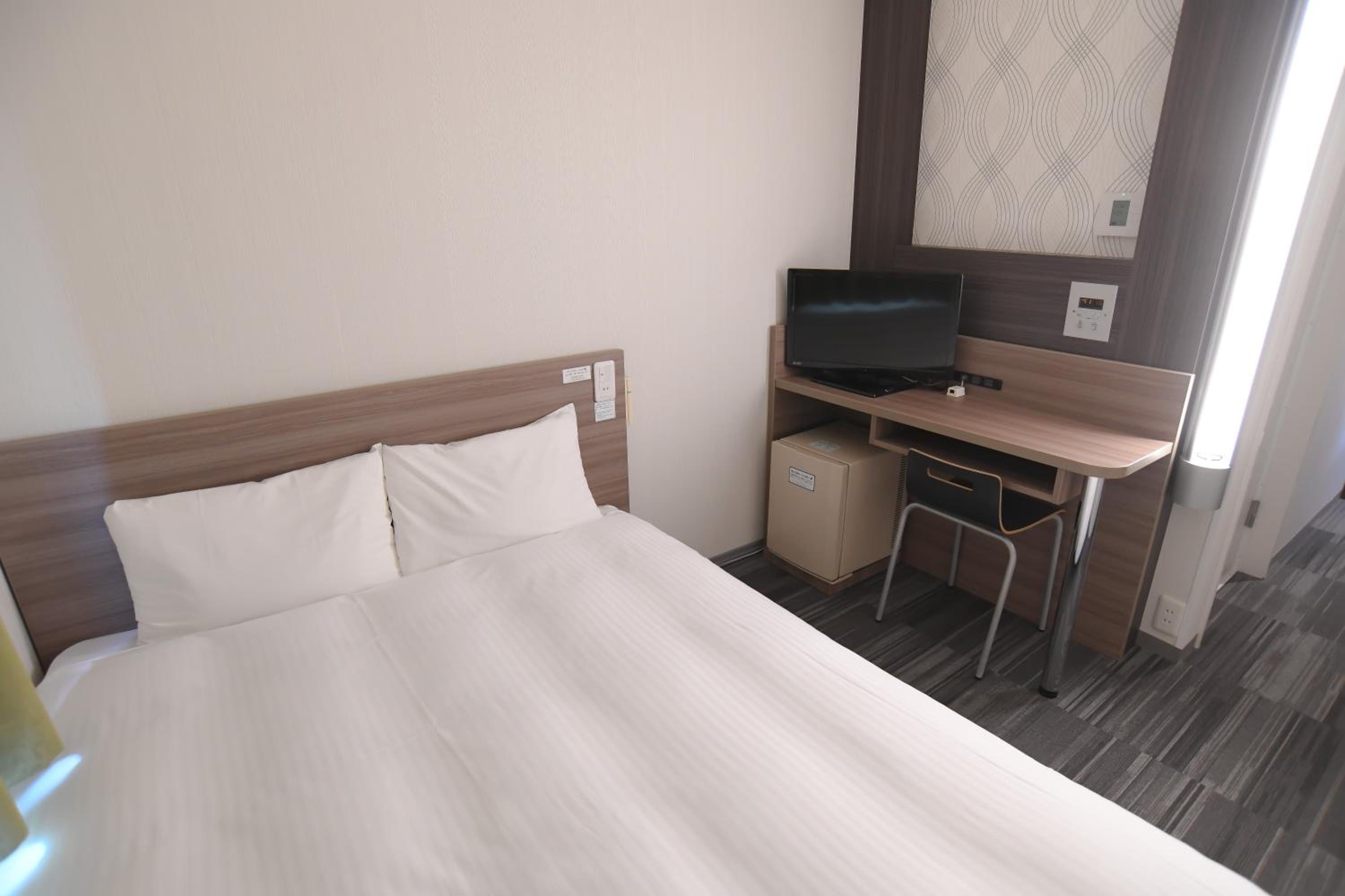 Semi Room, Semi Double Bed، R B Hotel Hachioji 2/6