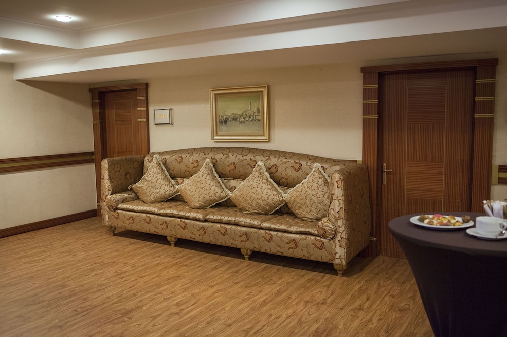 Bilek Hotel Istanbul 41/59