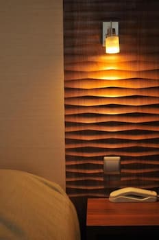 Adonis Arc Hotel Aix 40/68