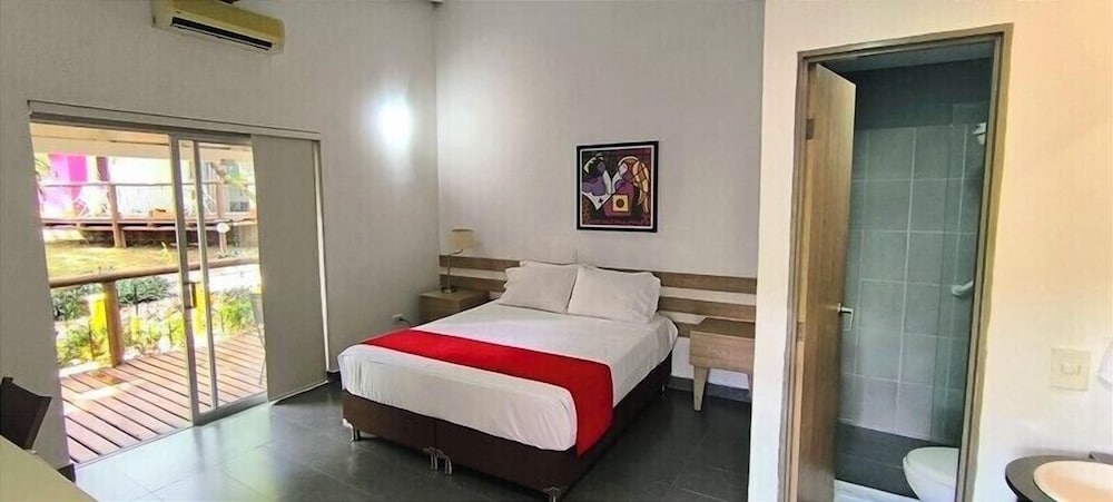 El Tesoro Hotel Y Centro De Convenciones 8/21