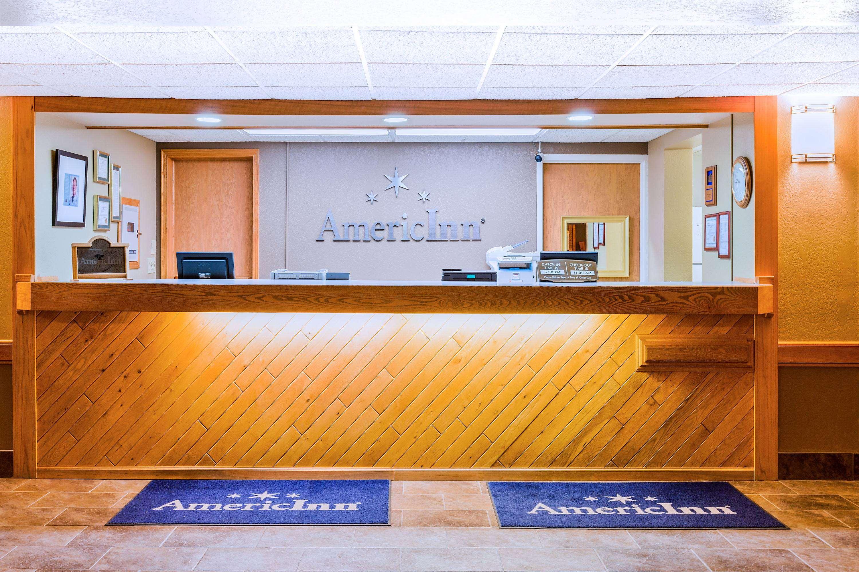 AmericInn by Wyndham Algona 4/30
