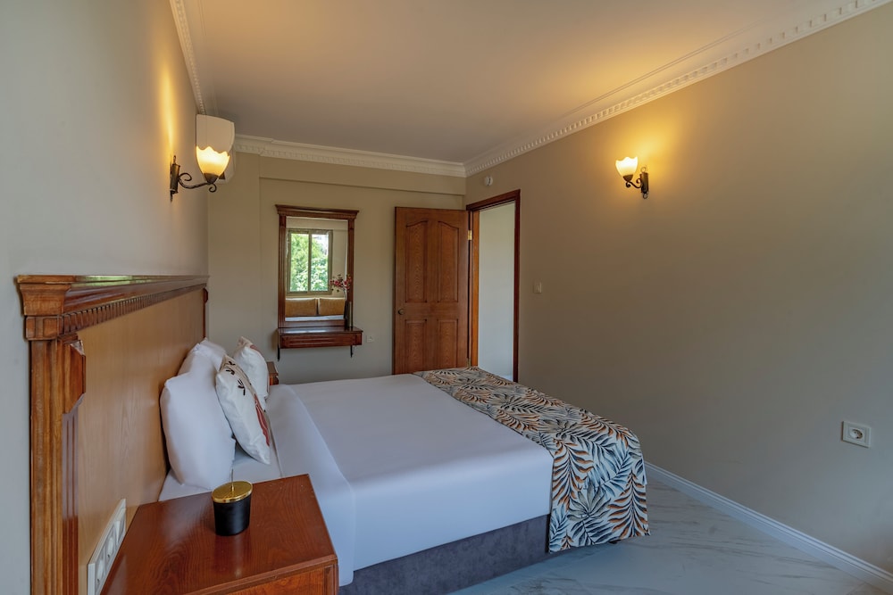 Rosy Suites Hotel 13/50