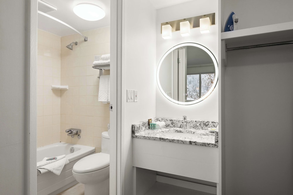 Surestay By Best Western Rossland Red Mountain 46/48
