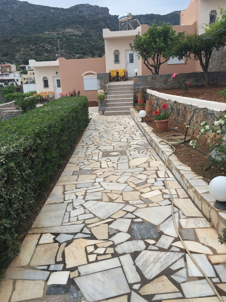 Kavousanos Apartments 37/50