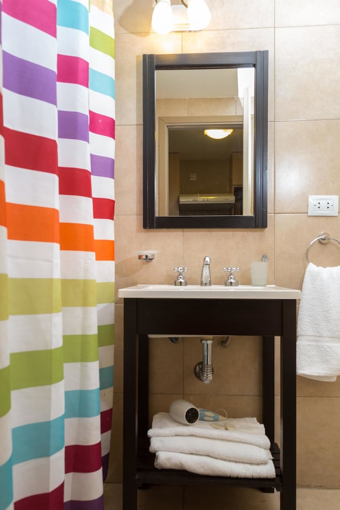 San Martin Suites 44/50