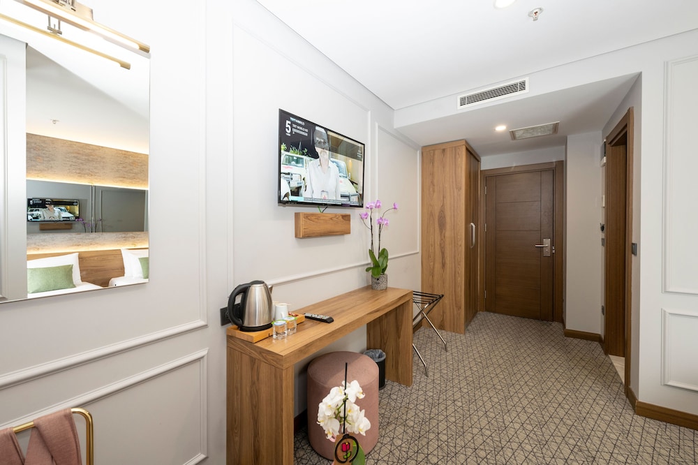 Graziella Gold Hotel 10/63