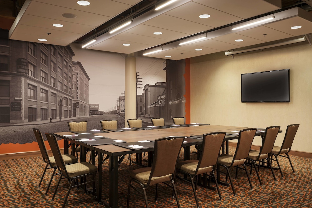 Residence Inn By Marriott Boston Downtown Seaport 42/45