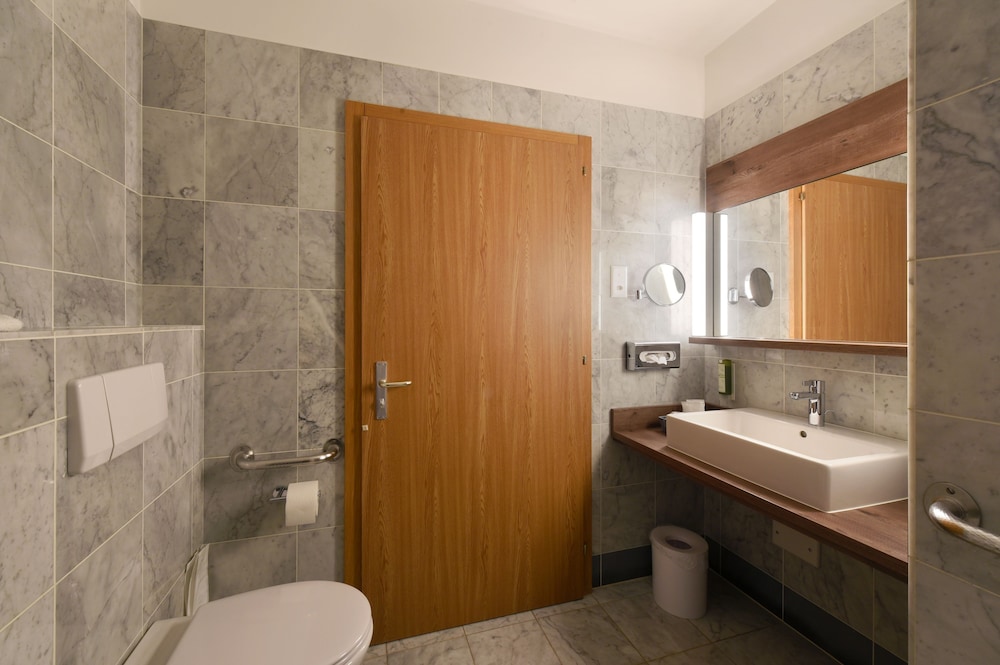 Hotel Des Vignes 59/66