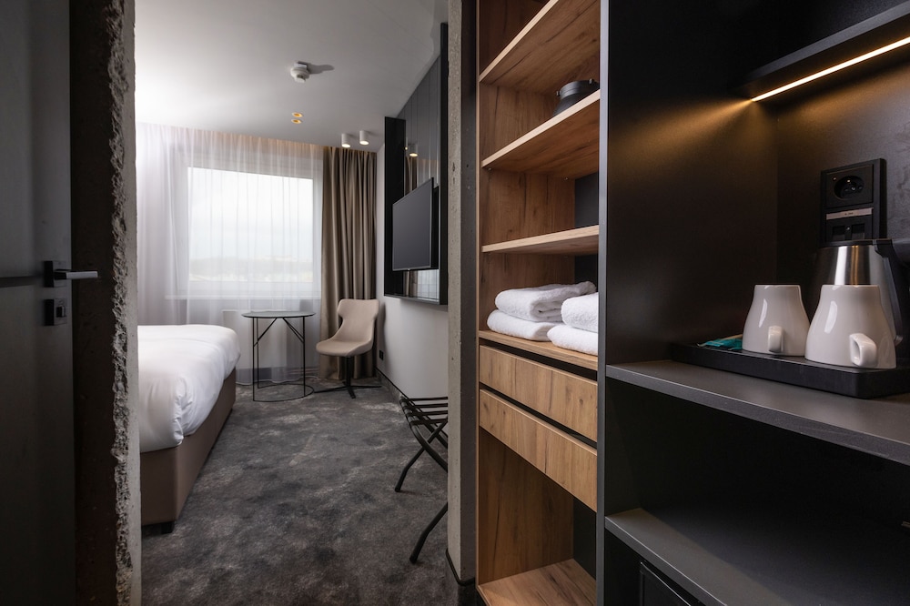 غرفة ديلوكس بسريرين منفصلين، Orea Congress Hotel Brno 6/6