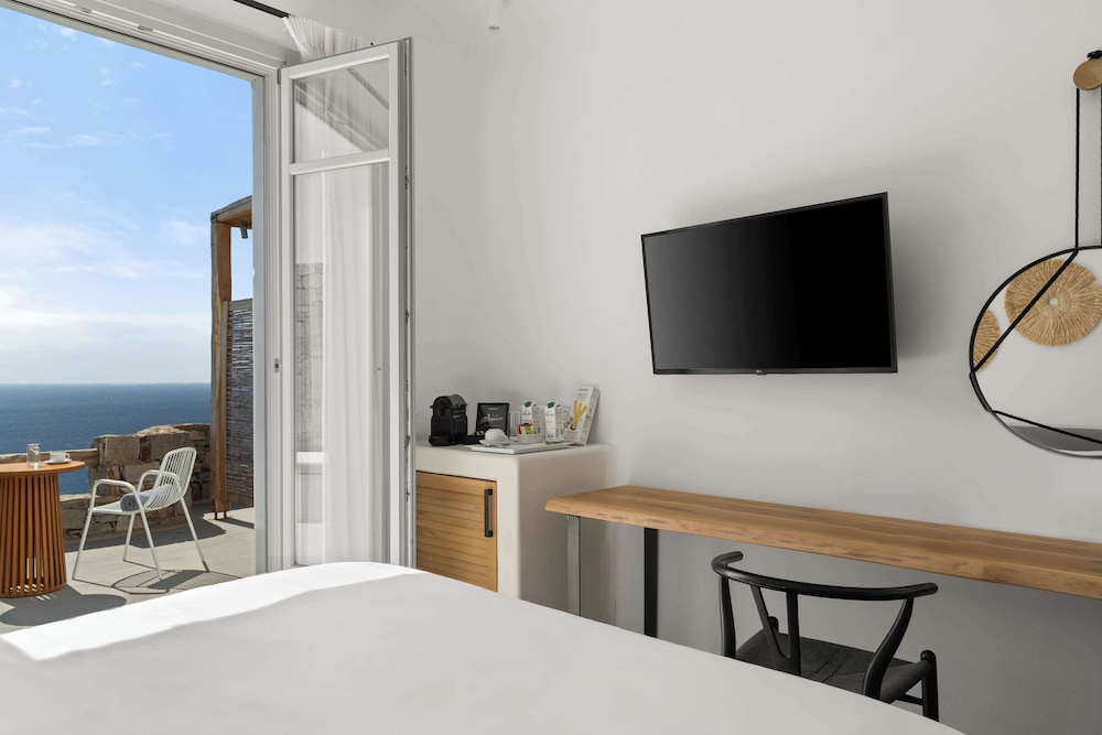 Radisson Blu Euphoria Resort 67/75