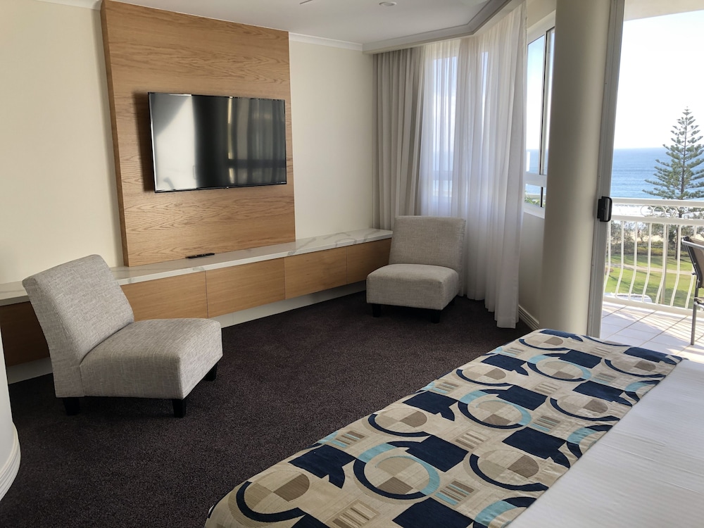 AQUARIUS RESORT 27/82