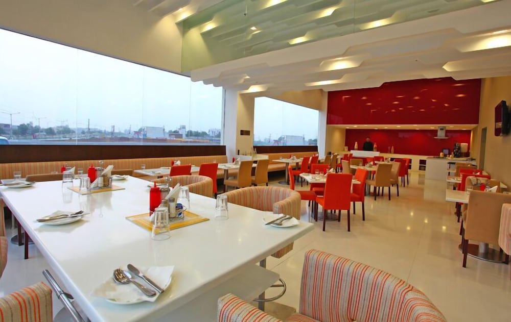 Keys Select By Lemon Tree Hotels, Ludhiana 28/46