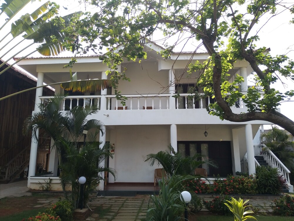 Green Meadows Resort 3/37