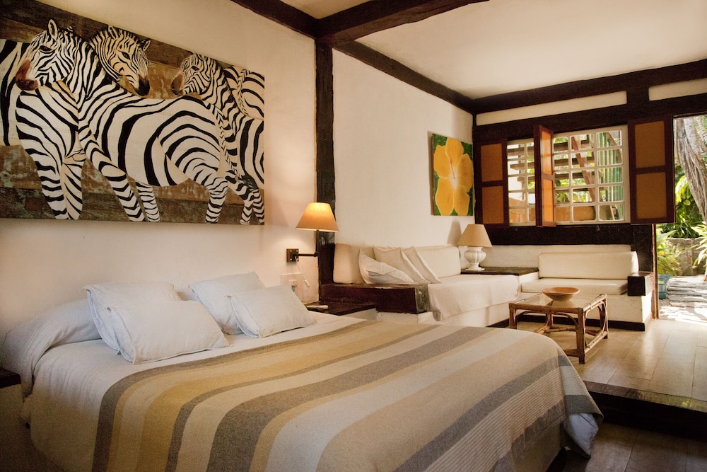 SUITE, BALCONY