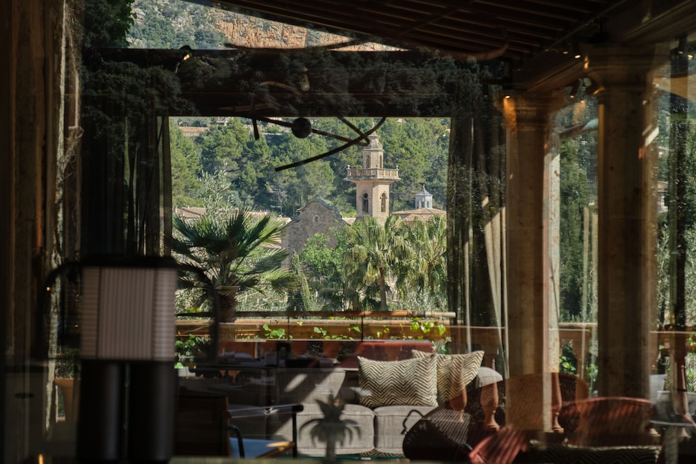 Valldemossa Hotel Restaurant 40/52