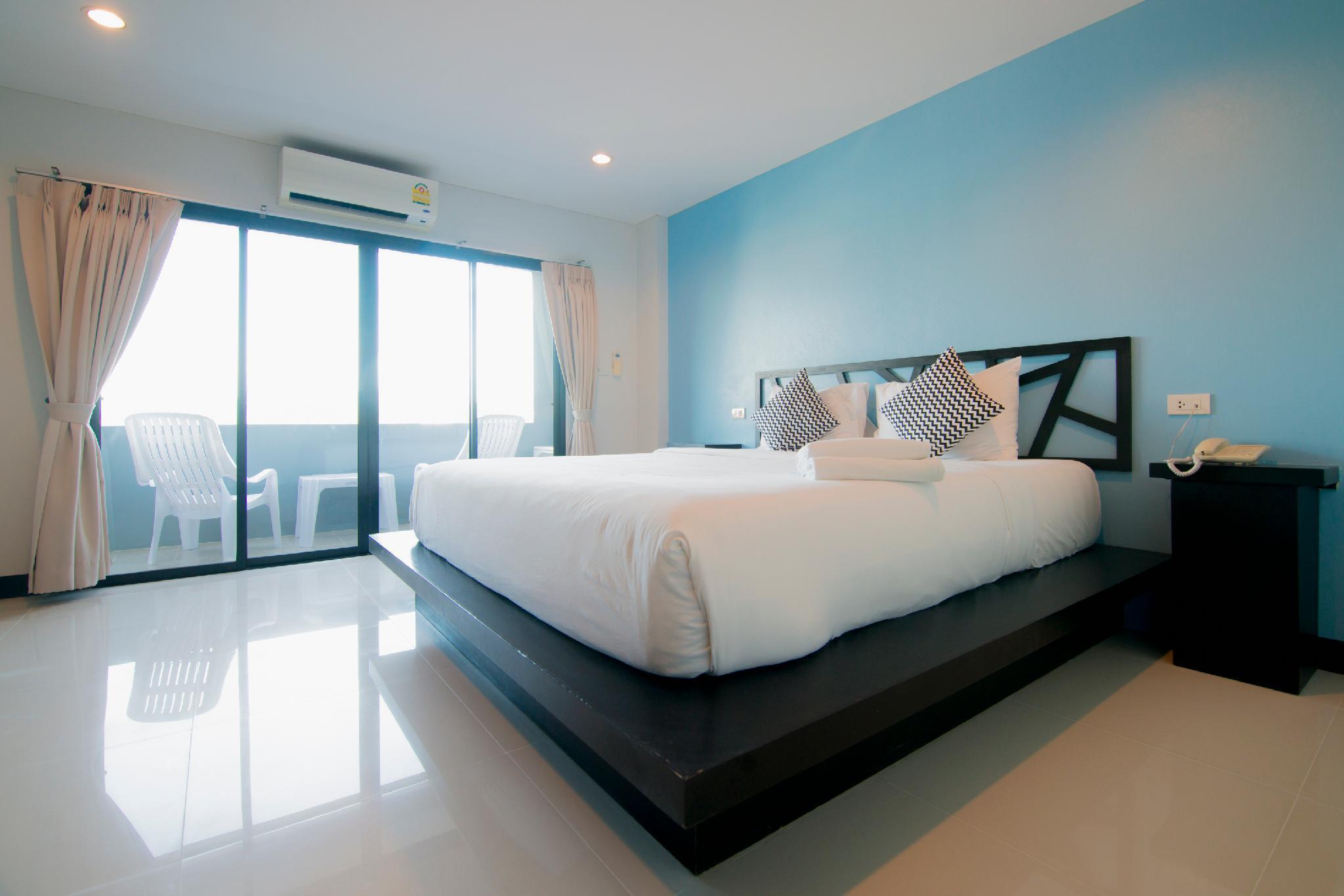 SLEEP WHALE HOTEL 13/27