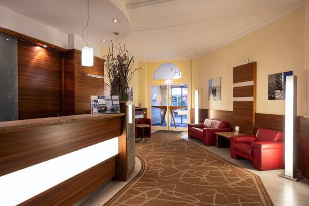 ACHAT Sternhotel Bonn 6/47