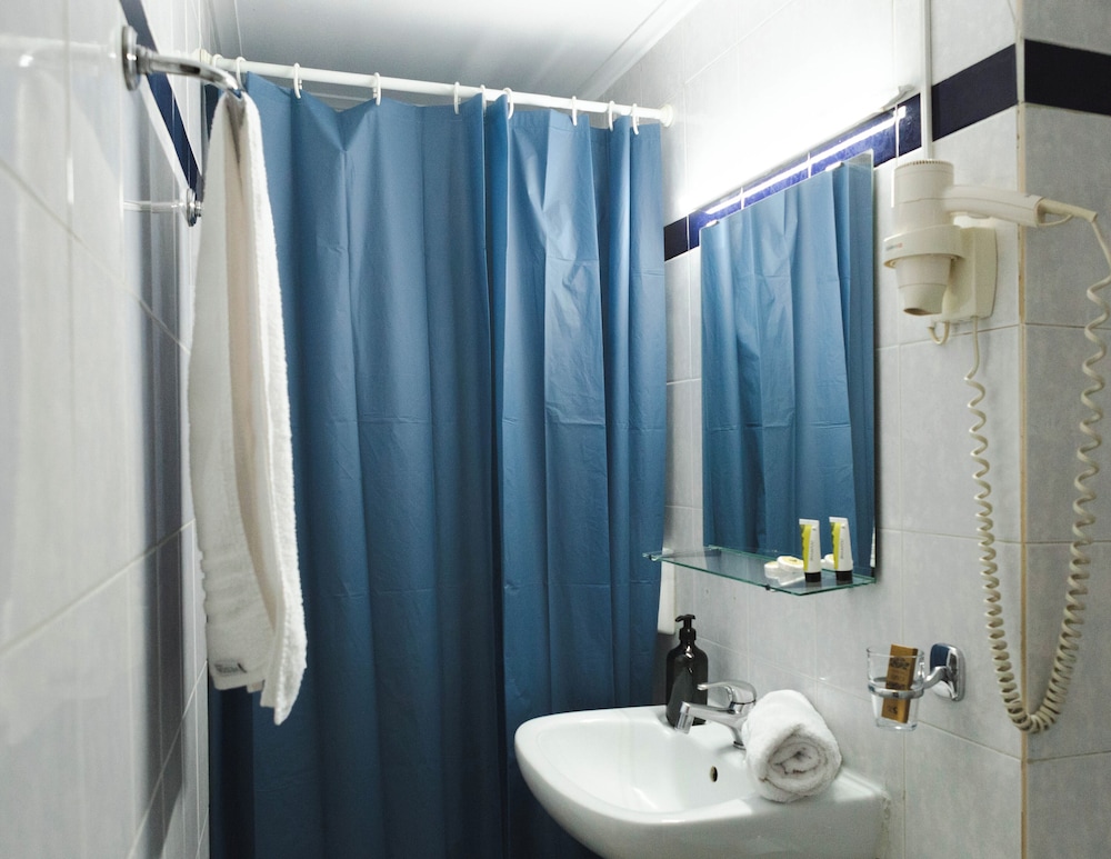 Anesis Hotel 46/50