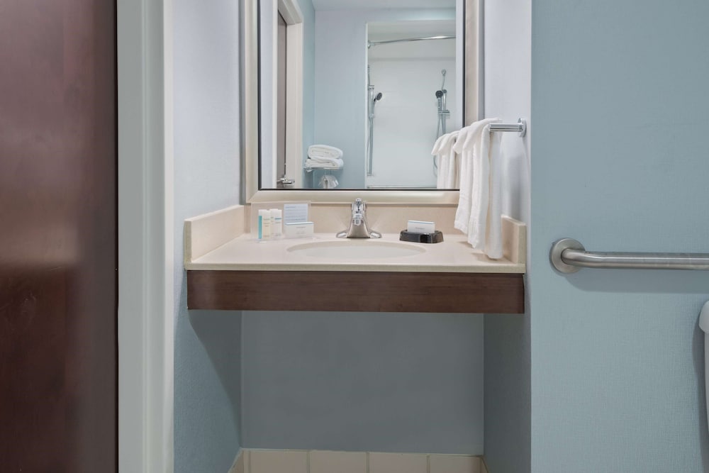 Hampton Inn Bedford Burlington 14/45