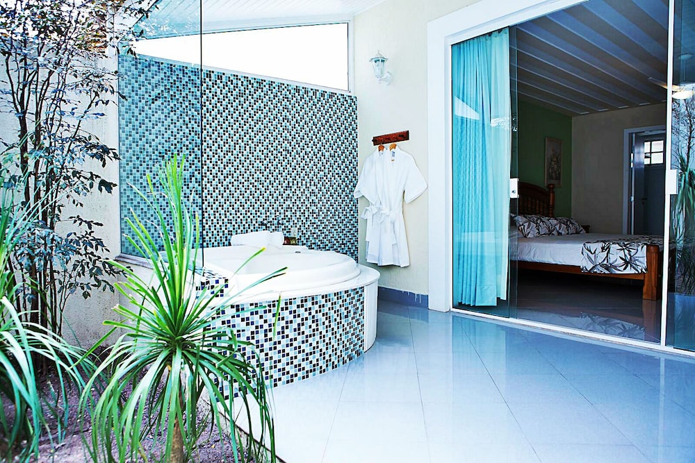 Pousada Marbella 4/50