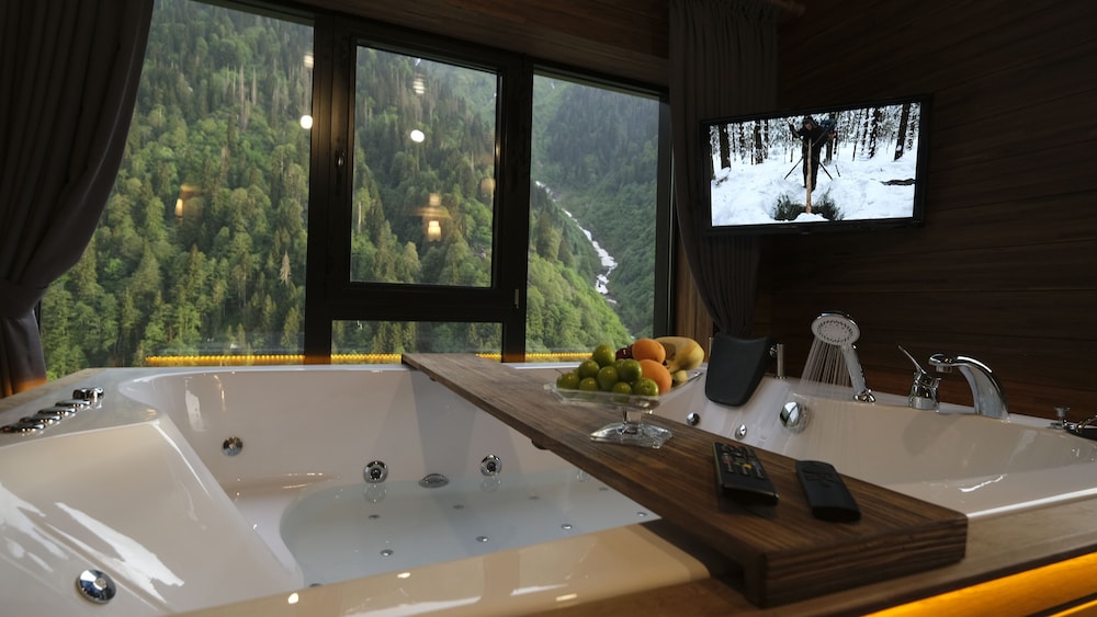 Villa De Pelit Hotel 50/50