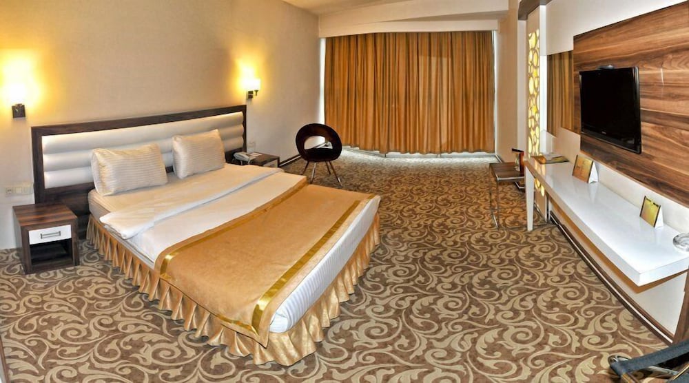 Ozpark Hotel 7/50