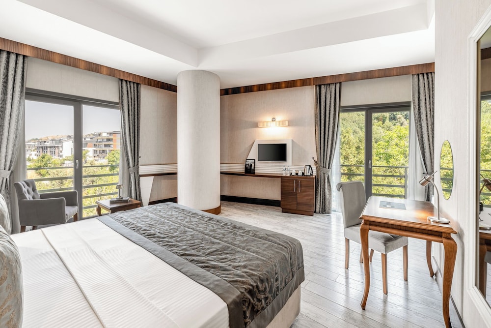 Elite Hotel Darica 28/75