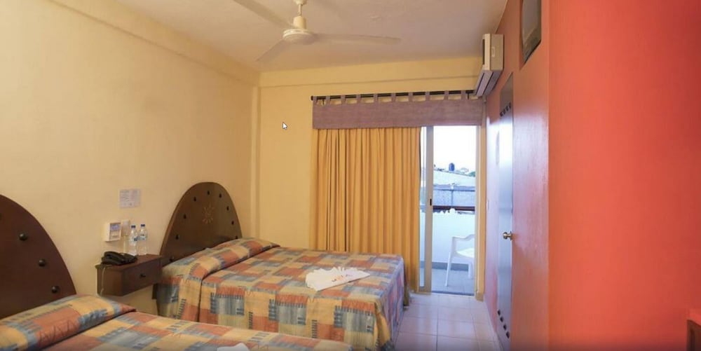 Hotel Mocali 15/66