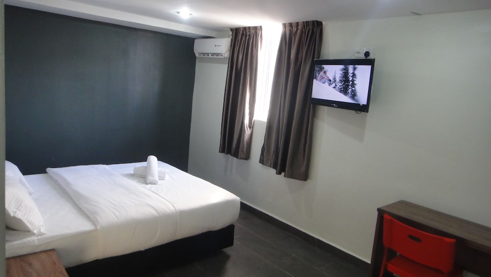 Micasa Hotel 8/20