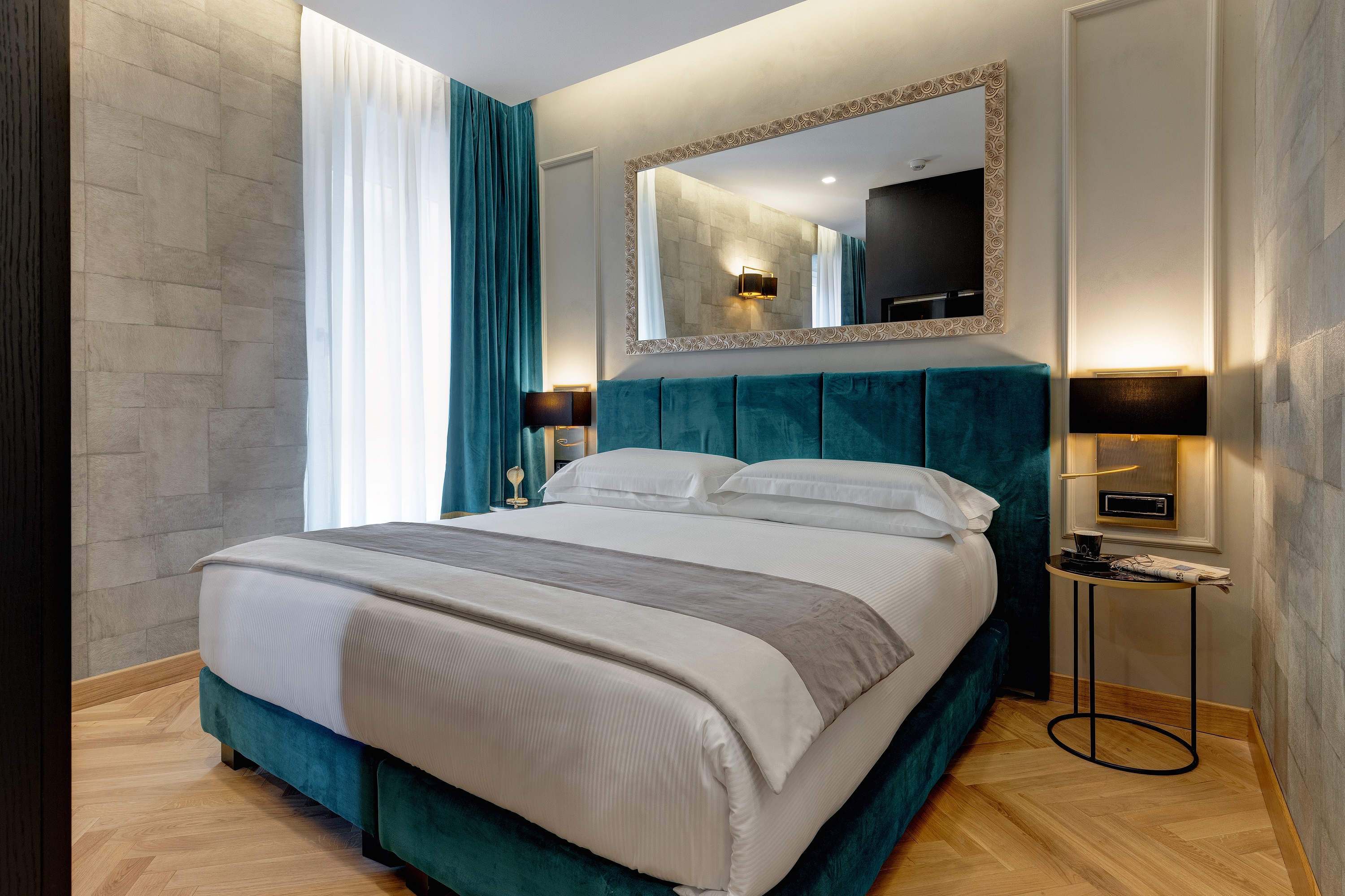 SUPERIOR, DOUBLE BED