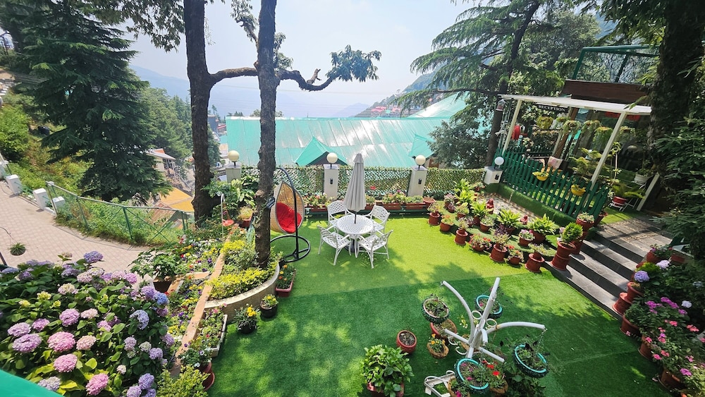 Hotel Mongas 40/50