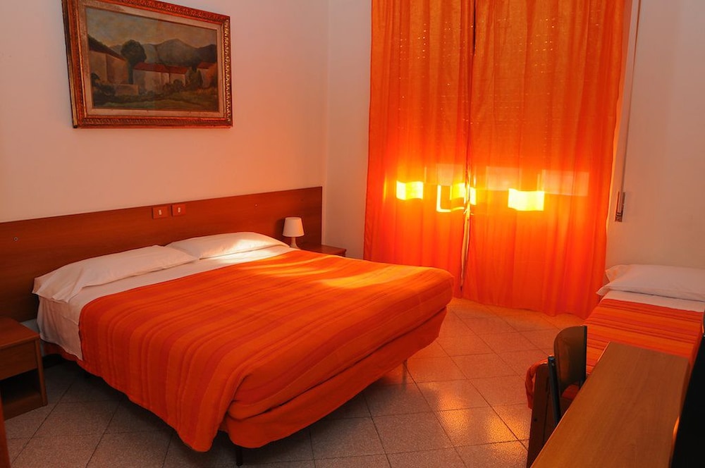 Hotel Albergo Italia 14/33