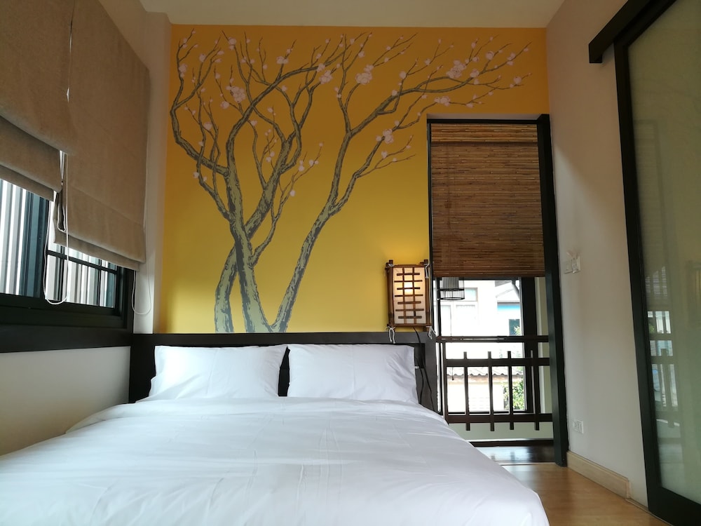 Aiims Tales Canal Boutique House 2/32
