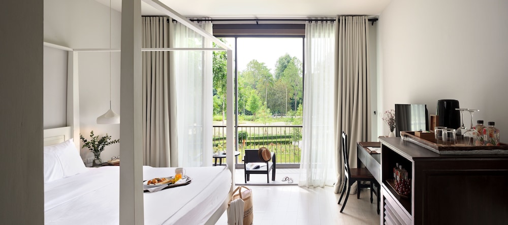 Flora Creek Chiang Mai 22/77