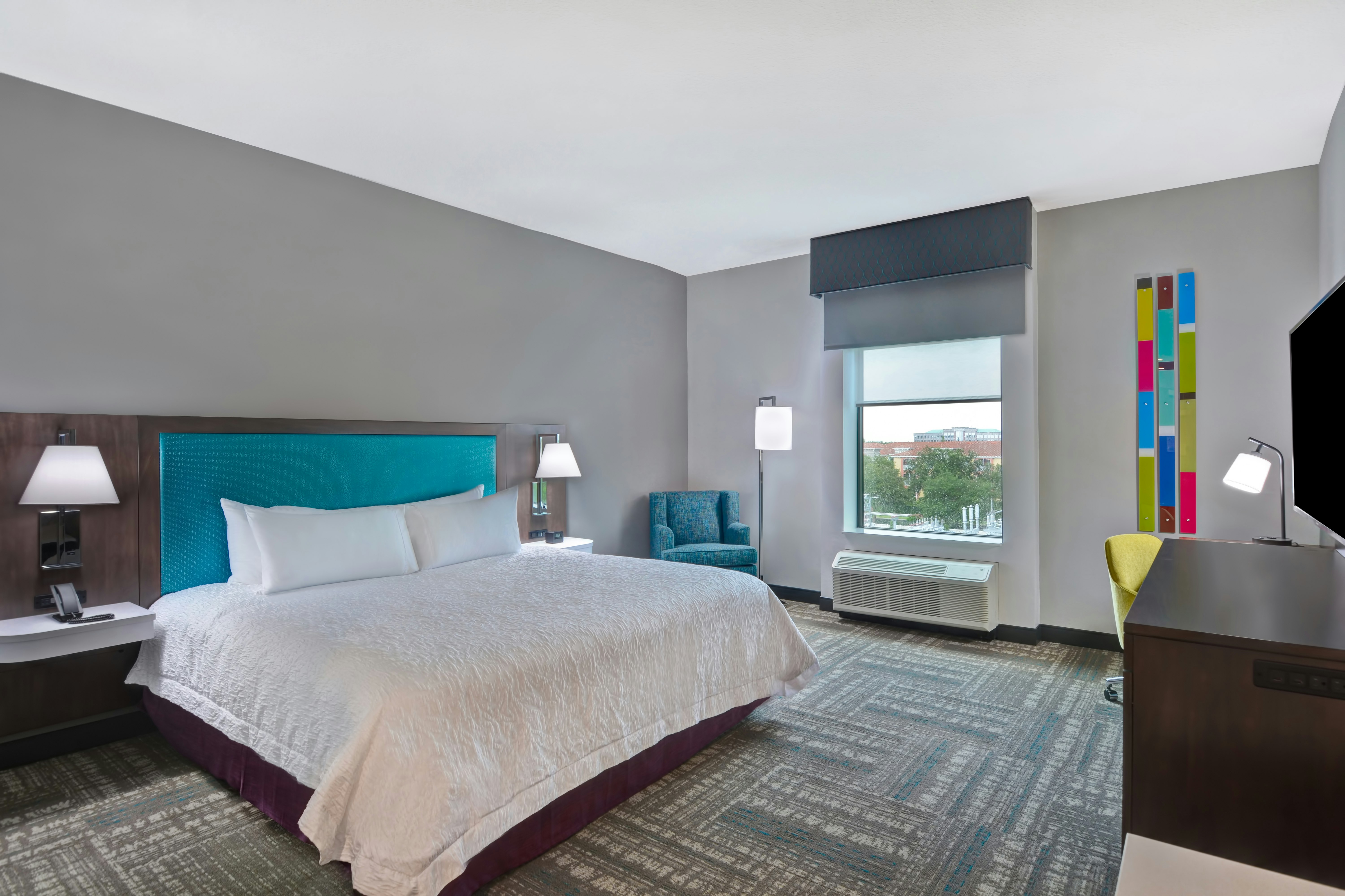 ROOM, KING BED