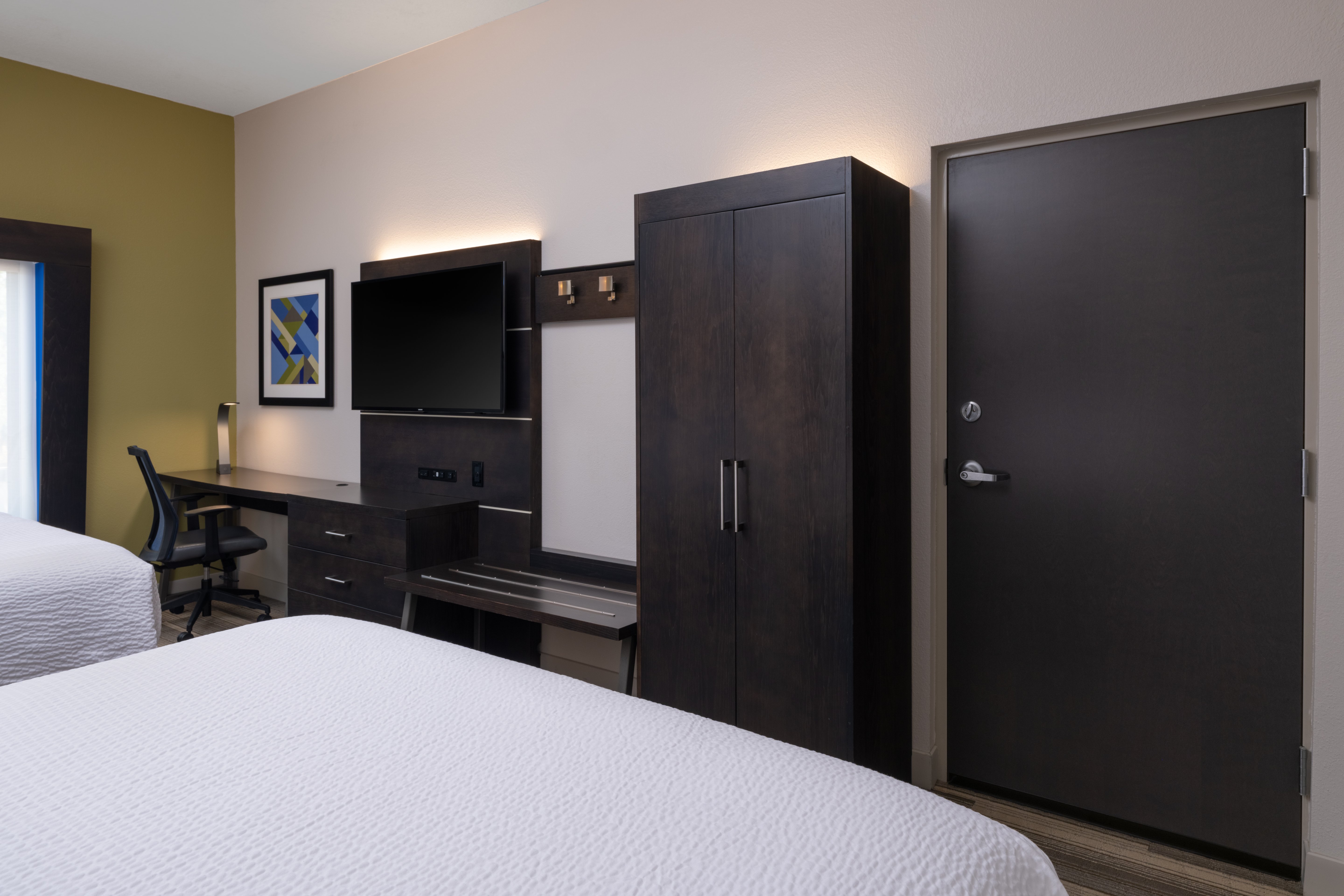 Holiday Inn Express And Suites Lakeland South 14/50