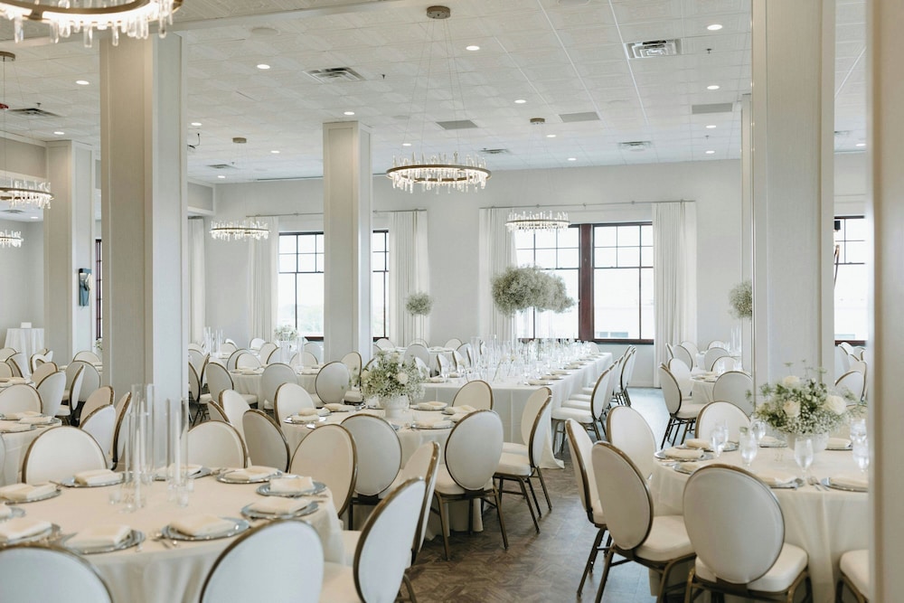 The Olive Ann Hotel, Grand Forks, a Tribute Portfolio Hotel 36/50