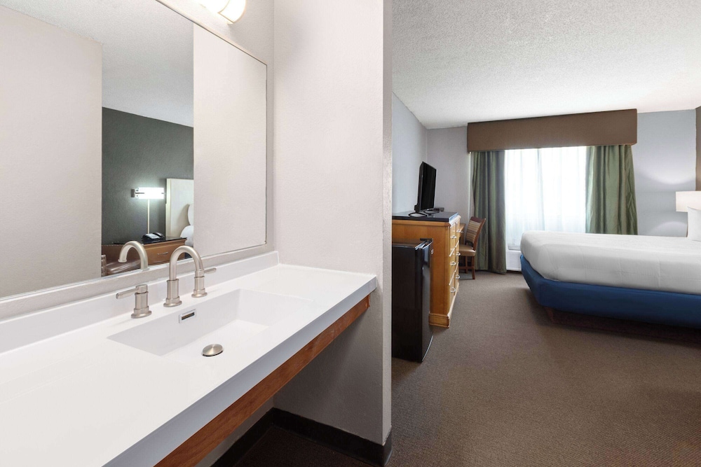 Travelodge By Wyndham Redwood Falls 28/30