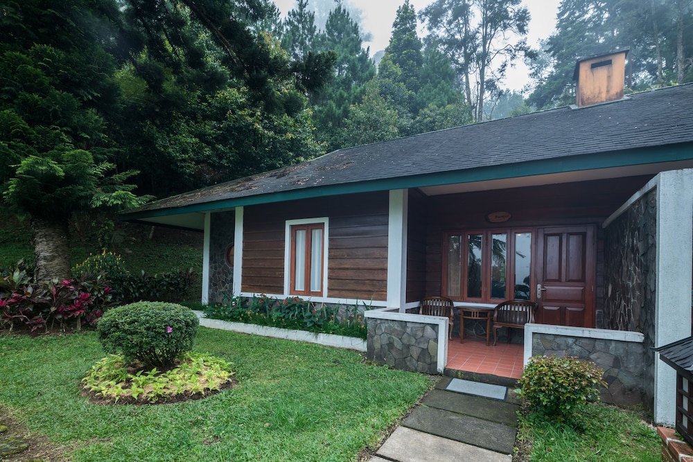 Puncak Pass Resort 67/76