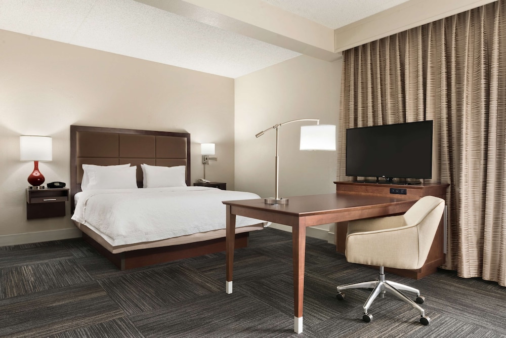 Hampton Inn Lawrence Ks 16/53