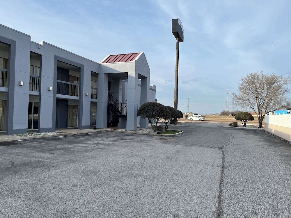 Studio6 Suites West Memphis, AR - Memphis 33/39