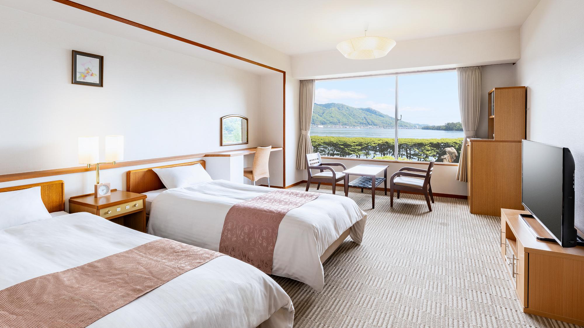 Room, Twin Beds, Side Ocean View, Ocean View