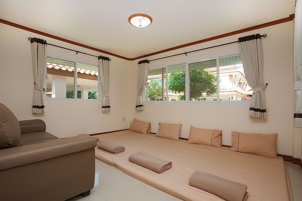 Baan Thai Lanna Pattaya 54/76