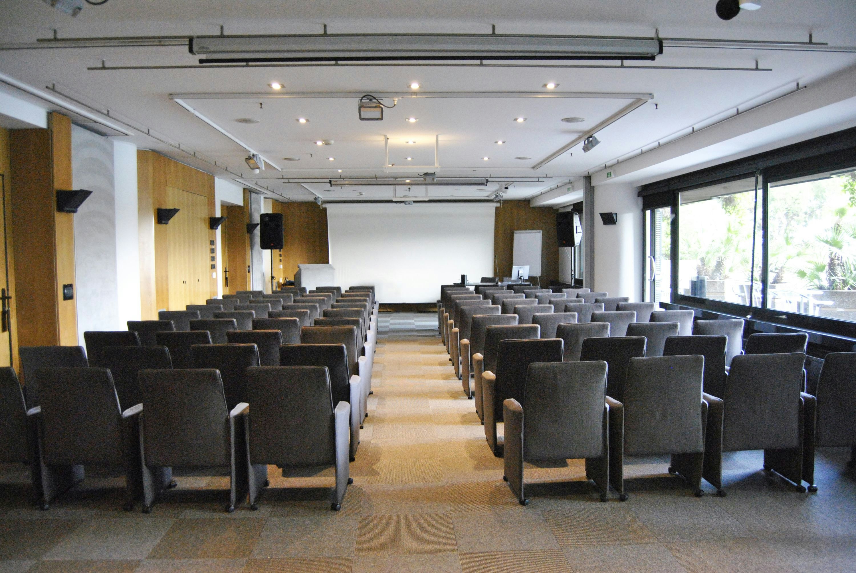 The Nicolaus Hotel Bari 61/67