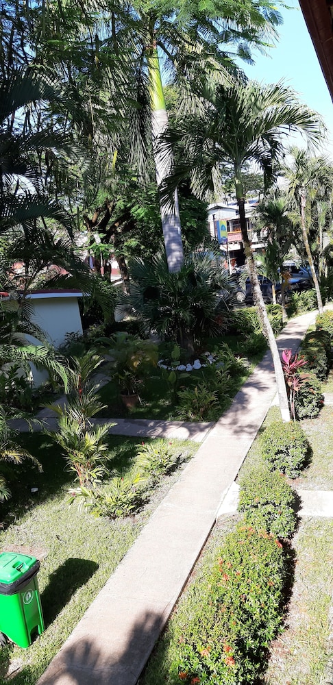 Samara Beach Hotel 41/49