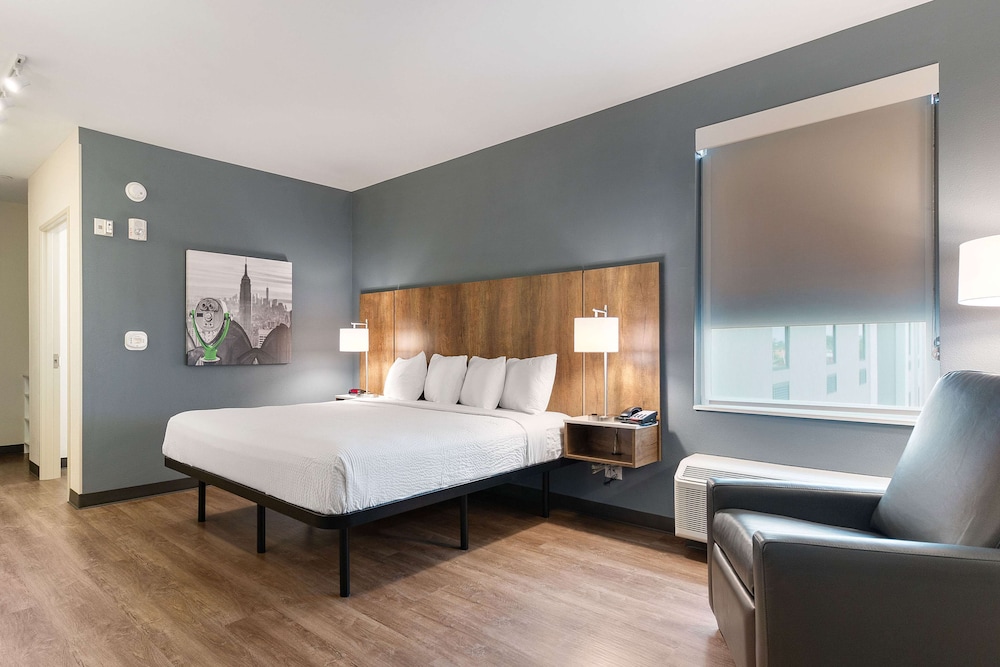 Extended Stay America Premier Suites Port Charlotte I-75 16/41