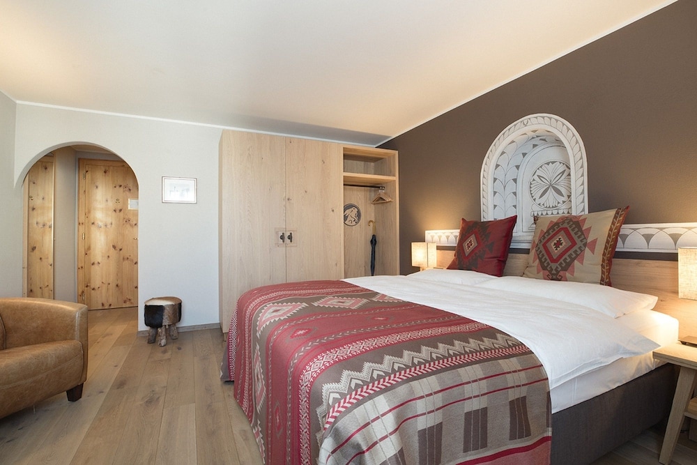 Hotel Steffani 12/58