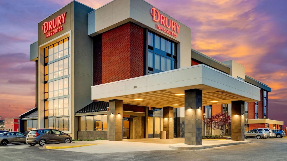 Drury Inn & Suites Marion 46/50