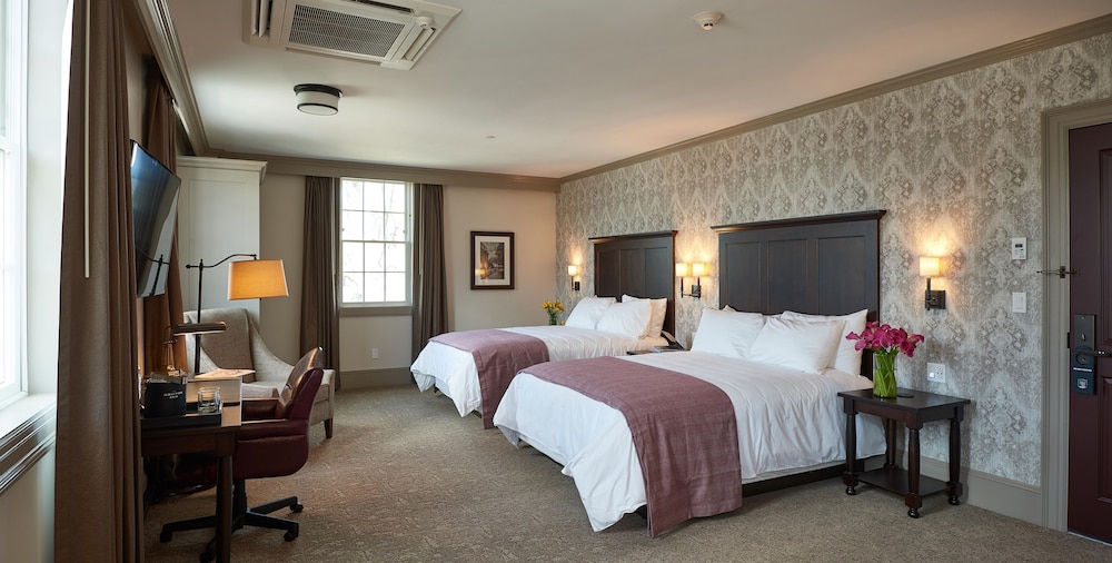The Groton Inn 13/50